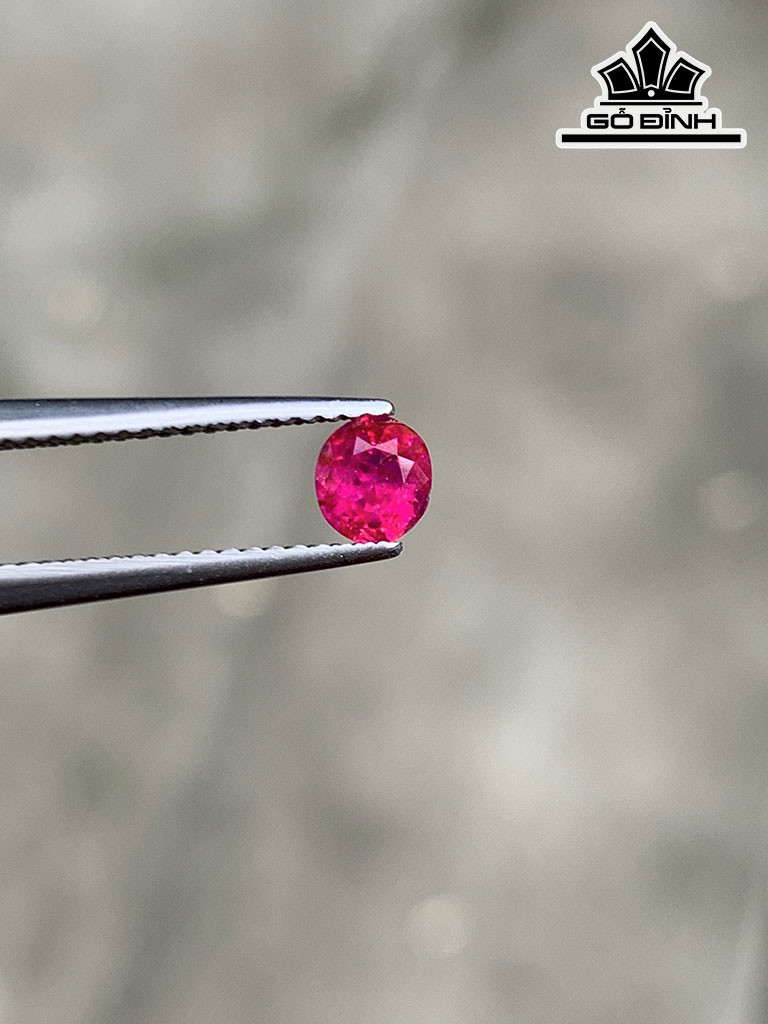 Viên Đá Ruby Cao 4,6 Ngang 4,1 Sâu 3 (mm) 0,51cts
