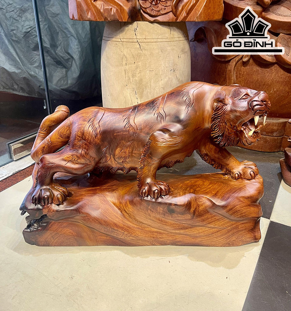 tuong-ho-phong-thuy-go-huong-cao-30-ngang-46-sau-16-cm-426955