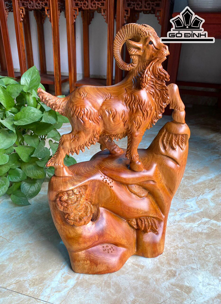 tuong-nhat-duong-go-huong-cao-46-ngang-30-sau-18-cm-427245