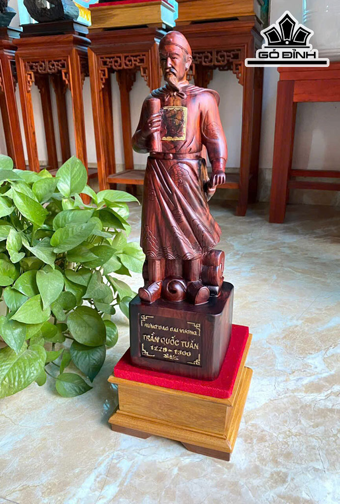 tuong-tran-quoc-tuan-go-trac-cao-50-ngang-12-sau-10-cm-427264