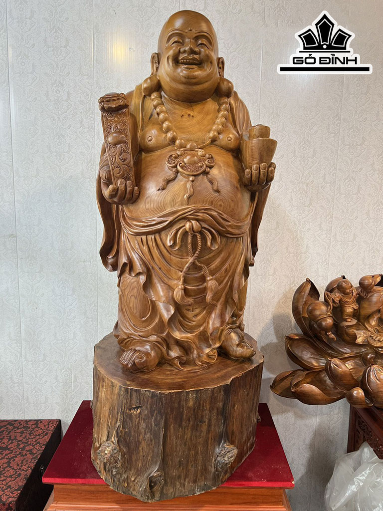 tuong-phat-di-lac-cam-thoi-vang-go-ngoc-am-cao-105-ngang-48-sau-44-cm-427517