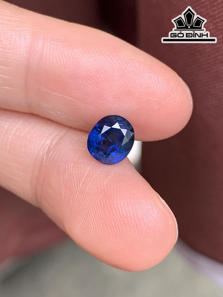 Viên Đá Sapphire Xanh Cao 6,9 Ngang 6 Sâu 4 (mm) 1,6cts