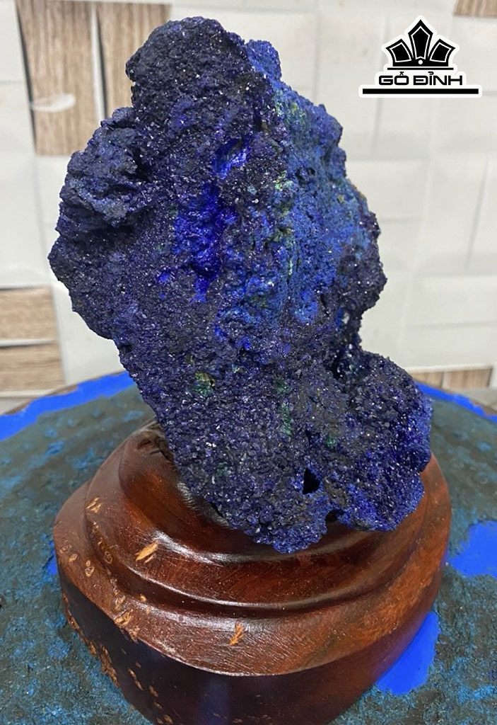 Tác Phẩm Đá Azurite Cao 16 (cm) 1,2kg