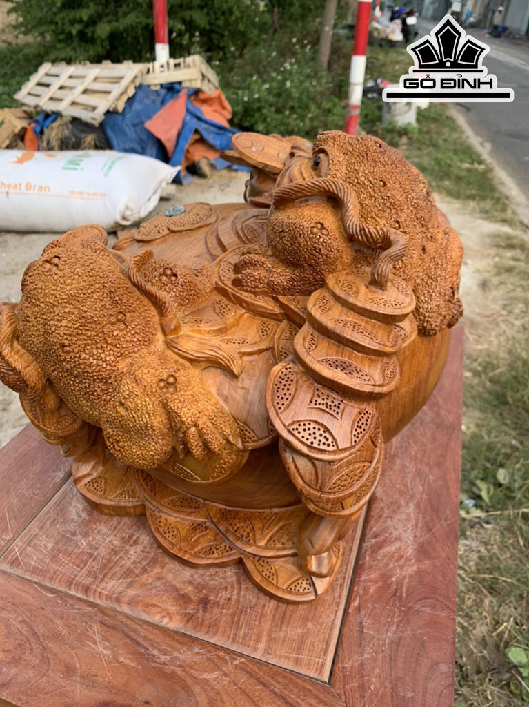 tuong-tam-coc-tran-binh-go-huong-cao-28-ngang-39-sau-28-cm-428215