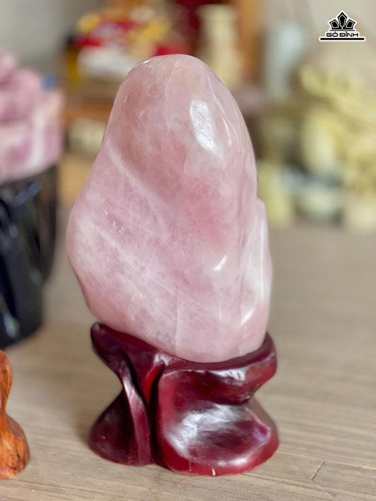 Đá Cảnh Đá Thạch Anh Hồng Cao 40 Ngang 20 (cm) 21,3kg