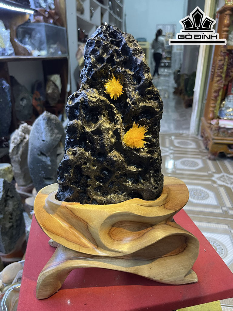 Bông Hoa Ưu Đàm Đá Trầm Tích Cao 32 (cm) 2,9kg