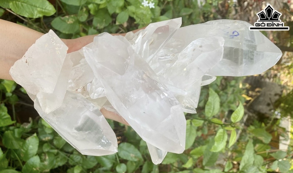 Tác Phẩm Đá Thạch Anh Trắng Phale 2,8kg