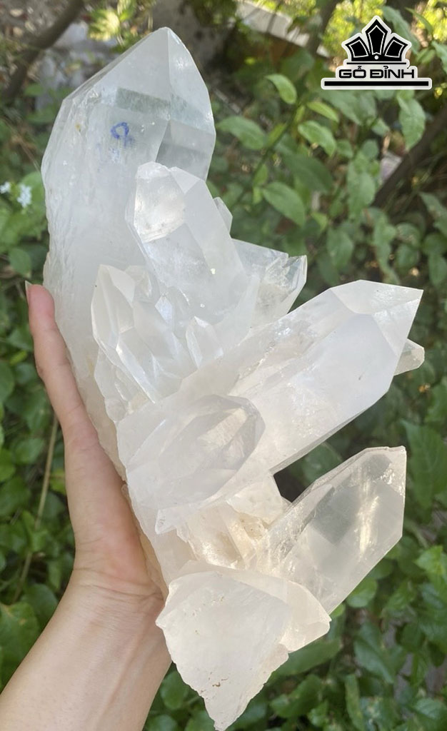 Tác Phẩm Đá Thạch Anh Trắng Phale 2,8kg