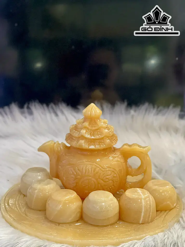 Bộ Ấm Chén Chạm Rồng Đá Ngọc Hoàng Long