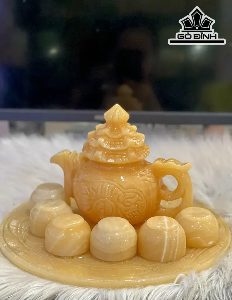 Bộ Ấm Chén Chạm Rồng Đá Ngọc Hoàng Long