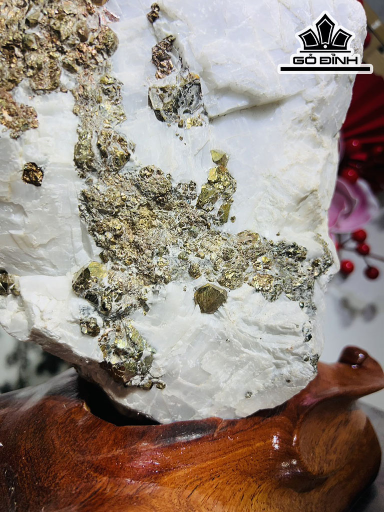 Vàng Găm Tinh Thể Đá Pyrite Cao 27 Ngang 22 (cm) 8,4kg