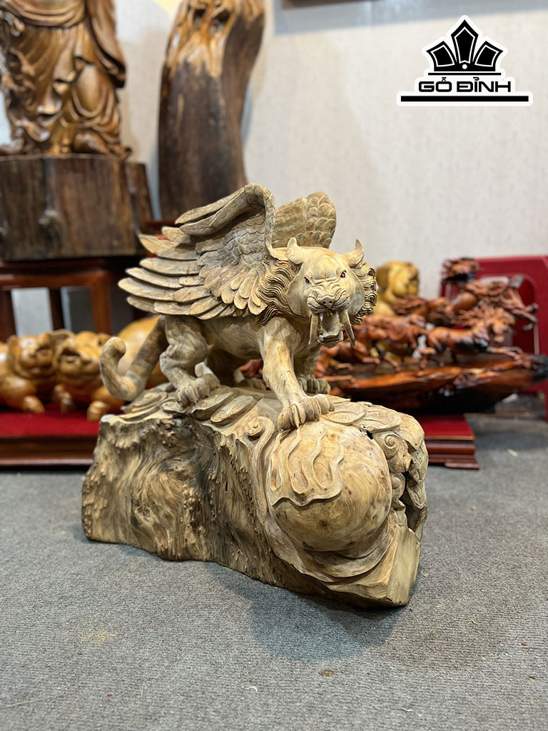 tac-pham-ho-moc-them-canh-go-nu-ngoc-am-cao-58-ngang-56-sau-30-cm-429272