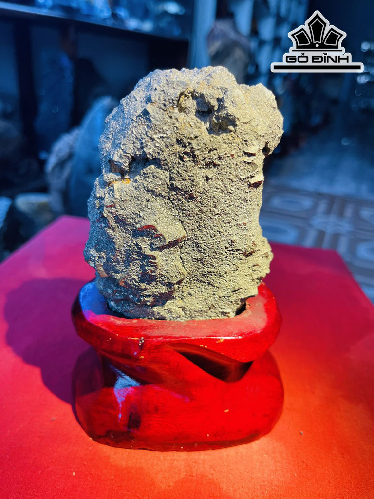 Vàng Găm Tinh Thể Đá Pyrite Cao 16 (cm) 1,2kg