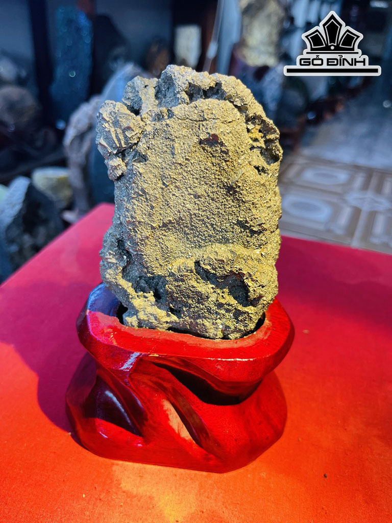 Vàng Găm Tinh Thể Đá Pyrite Cao 16 (cm) 1,2kg