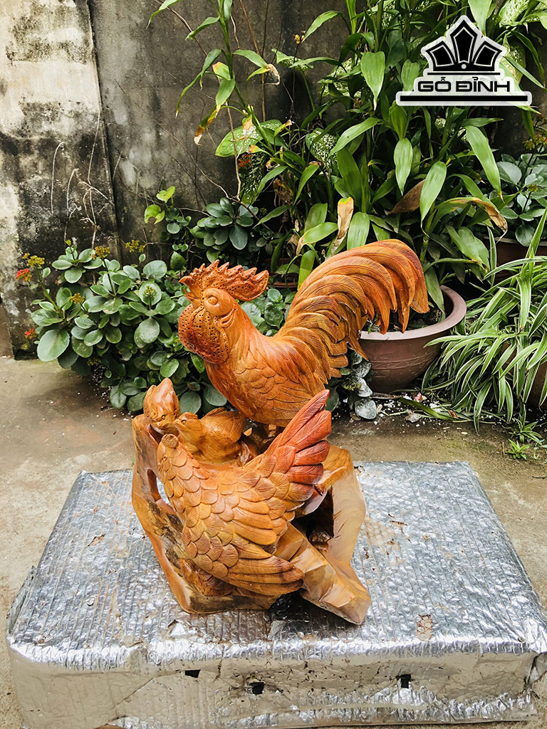 tuong-gia-dinh-ga-go-huong-cao-47-ngang-41-sau-34-cm-429694