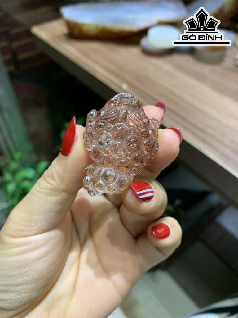 Thiềm Thừ Đá Thạch Anh Tóc Đỏ Cao 40 Ngang 29 Sâu 14,5 (mm)