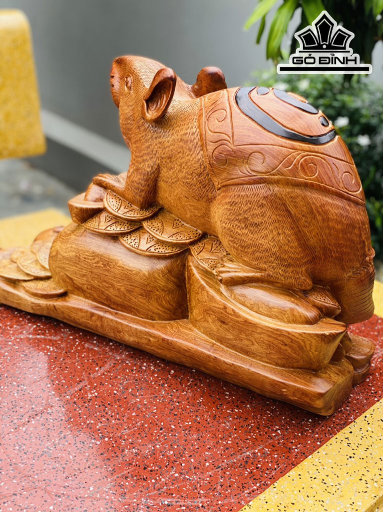 tuong-chuot-phong-thuy-go-huong-cao-32-ngang-52-sau-20-cm-430000