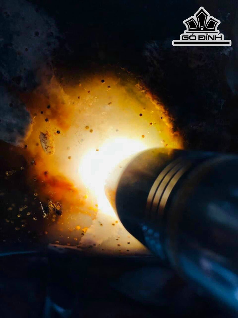 Tác Phẩm Đá Can Thạch Gia Lai Cao 66 Ngang 63 (cm) 37kg