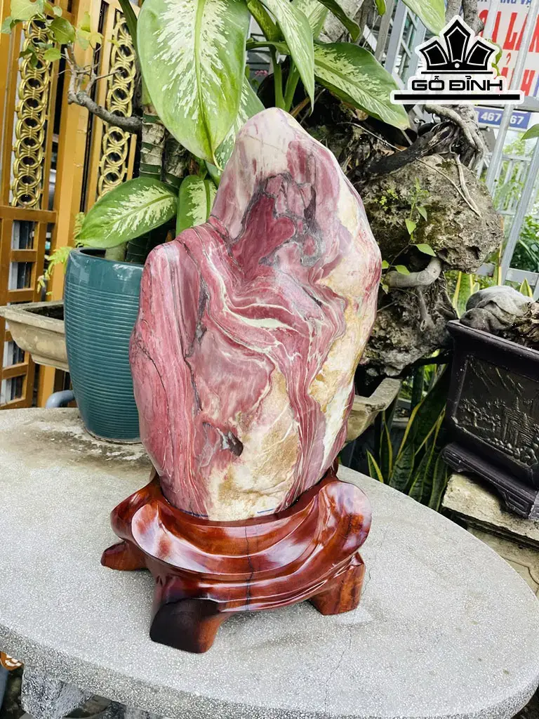 Tác Phẩm Đá Serpentine Cao 59 (cm) 34kg