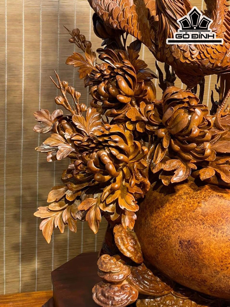 tuong-phuong-hoang-tran-chum-go-nu-huong-cao-90-ngang-81-sau-48-cm-430257