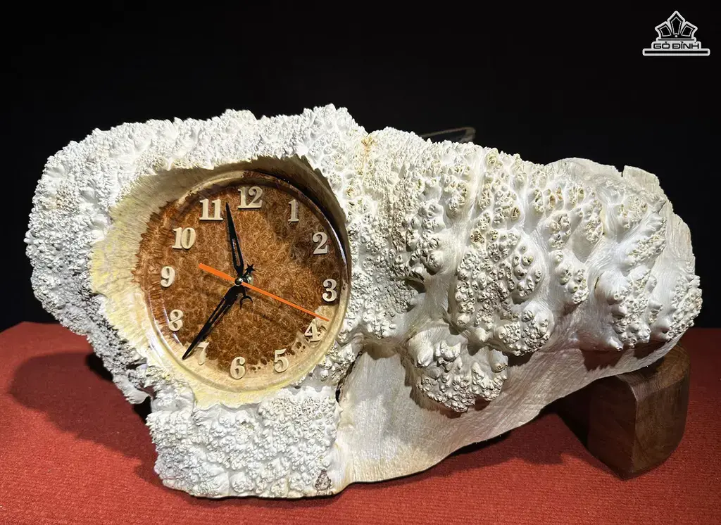 dong-ho-treo-tuong-go-nu-huong-cao-33-ngang-56-sau-9-cm-430283