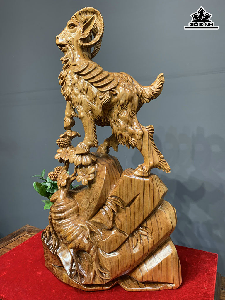 tuong-nhat-duong-kim-tien-go-ngoc-am-cao-82-ngang-42-sau-19-cm-430797