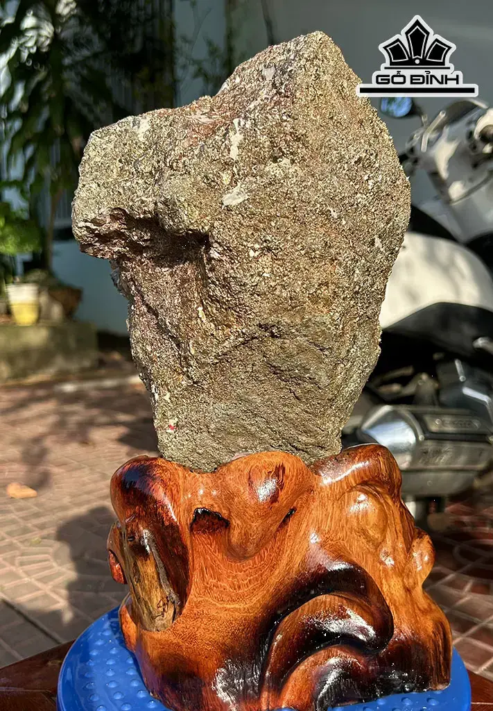 Vàng Găm Tinh Thể Đá Pyrite Cao 36 Ngang 20 (cm) 10,2kg