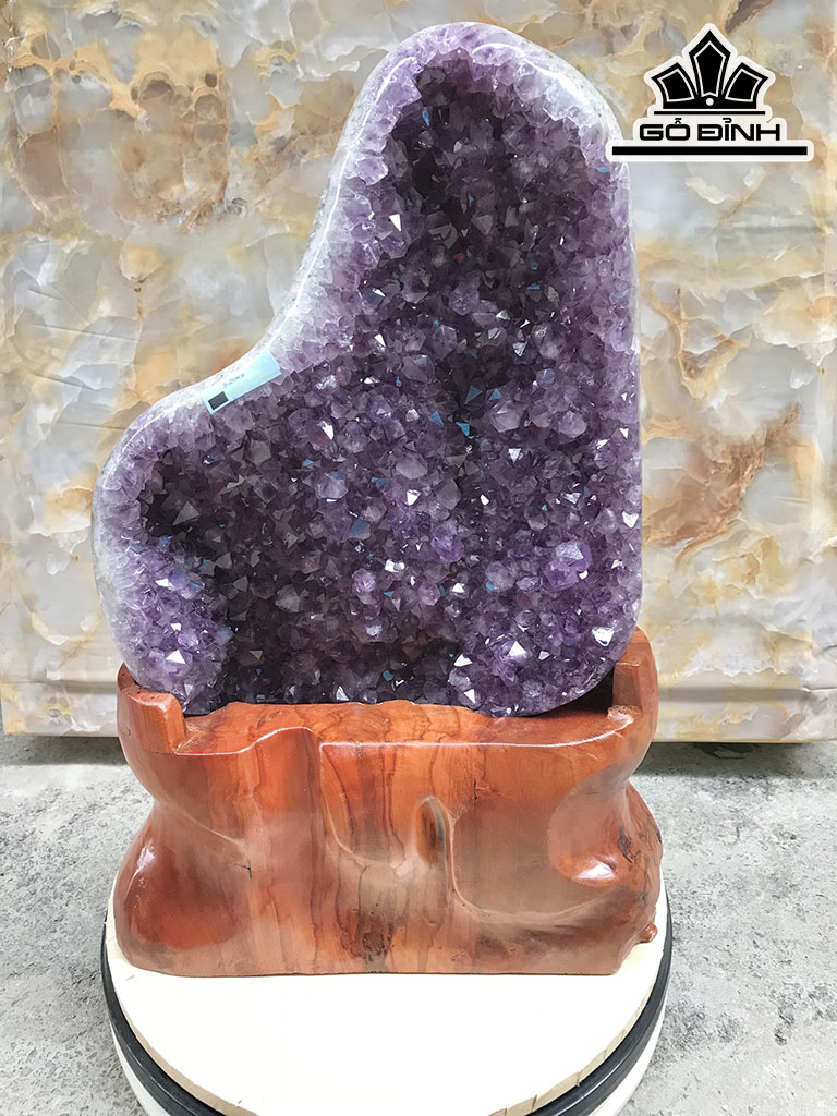 Khối Tinh Thể Đá Thạch Anh Tím  Cao 48 Ngang 28 Sâu 12 (cm) 9,2kg