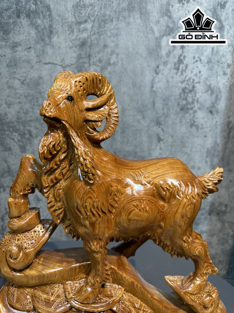 tuong-nhat-duong-kim-tien-go-ngoc-am-cao-45-ngang-38-sau-14-cm-431748