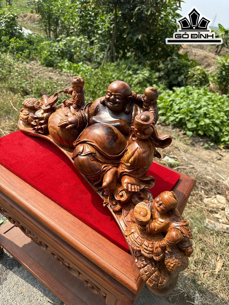tuong-phat-di-lac-tam-phuc-go-cam-cao-28-ngang-68-sau-22-cm-431764