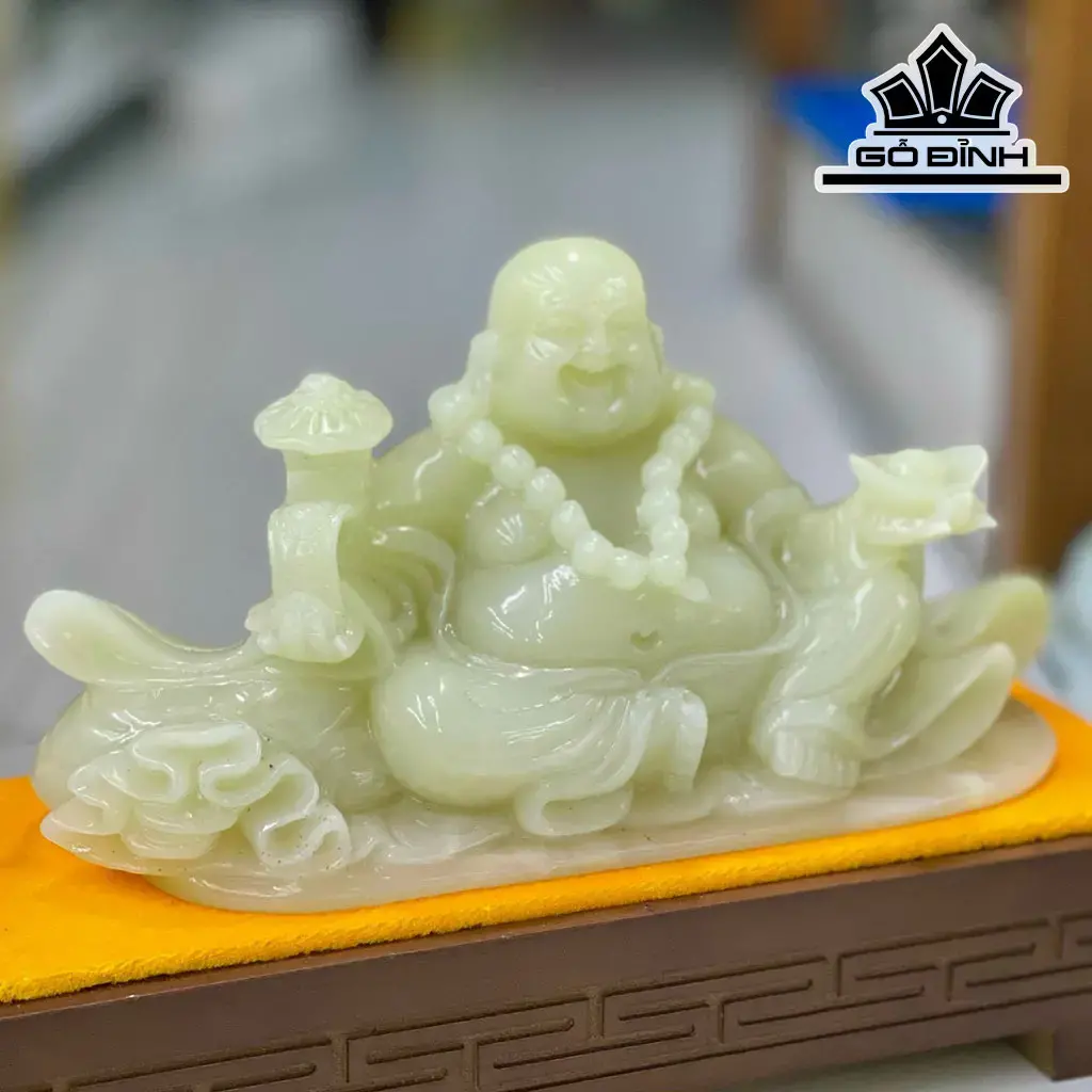 Tác Phẩm Phật Di Lặc Đá Onyx Xanh Ngang 34 (cm)
