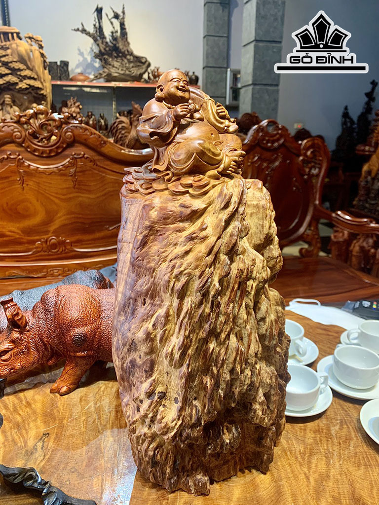 tuong-phat-di-lac-hoan-hy-go-lua-sun-huong-cao-40-ngang-18-sau-16-cm-432292
