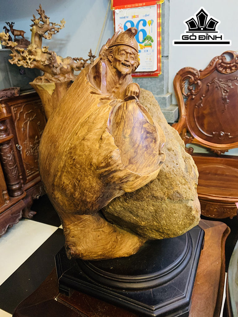 tuong-te-say-truyen-than-go-sun-huong-cao-52-ngang-36-sau-36-cm-432339