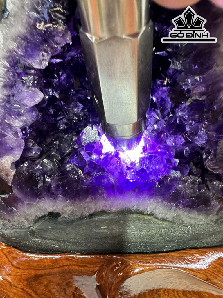 Hốc Đá Thạch Anh Tím Cao 29 Ngang 16 Sâu 15 (cm) 7,3kg