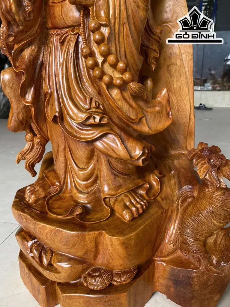 tuong-dat-ma-giao-hoa-ngu-goc-tung-go-huong-cao-103-ngang-54-sau-30-cm-432792