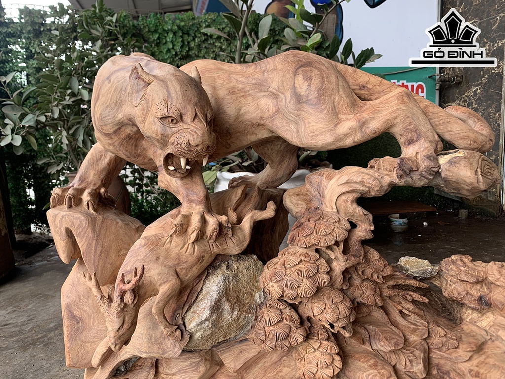 tuong-manh-chua-rung-xanh-go-huong-cao-54-ngang-70-sau-40-cm-433154