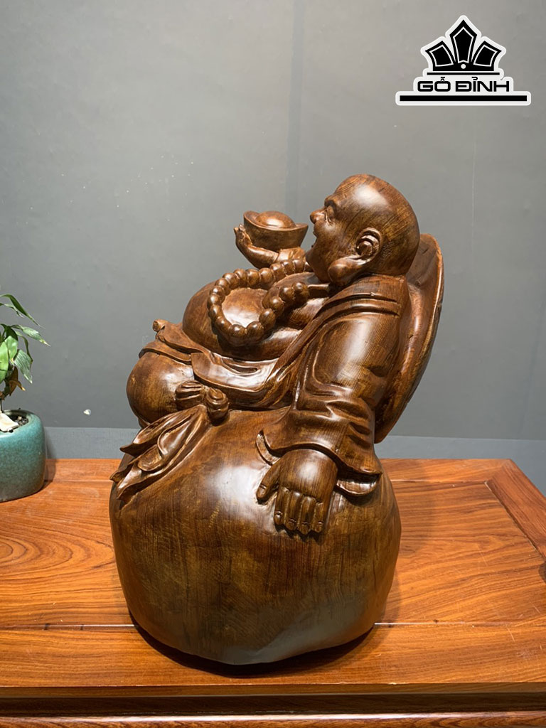 tuong-phat-di-lac-ngoi-bao-tien-go-ngoc-am-cao-46-ngang-40-sau-28-cm-433306