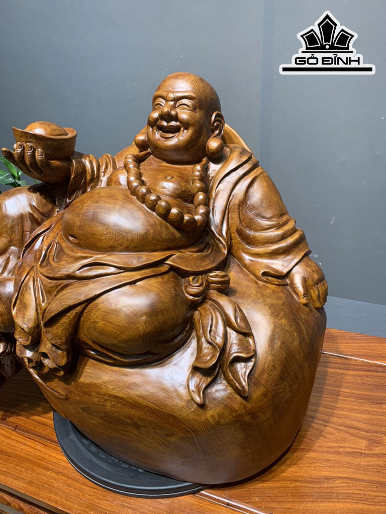 tuong-phat-di-lac-ngoi-bao-tien-go-ngoc-am-cao-46-ngang-40-sau-28-cm-433310