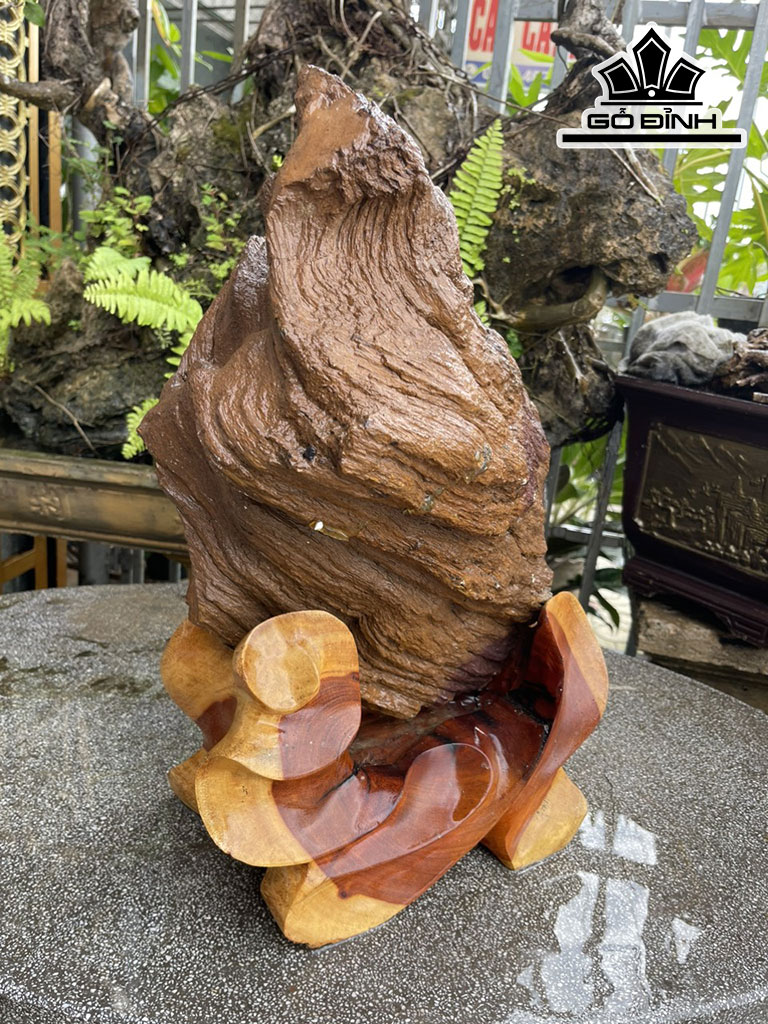 Tác Phẩm Gỗ Hóa Thạch Cao 52 (cm) 22kg
