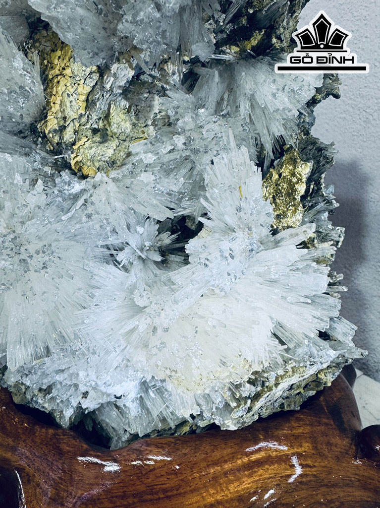 Bông Hoa Ưu Đàm Đá Trầm Tích Cao 35 Ngang 20 (cm) 10kg