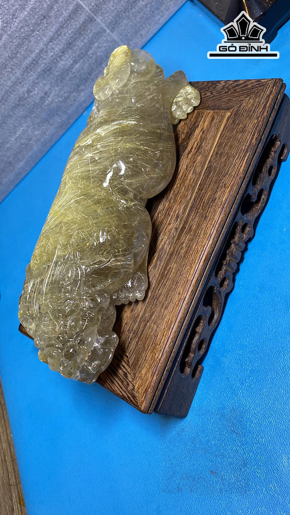 Cụ Tỳ Hưu Tịch Tà Đá Thạch Anh Tóc Vàng Cao 175 Ngang 63,8 Sâu 38 (mm) 650g