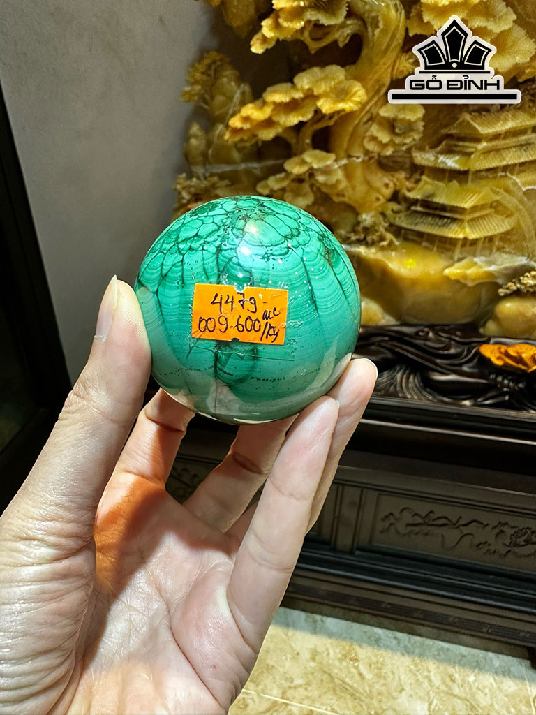 Bi Cầu Đá Khổng Tước (Malachite) 447g