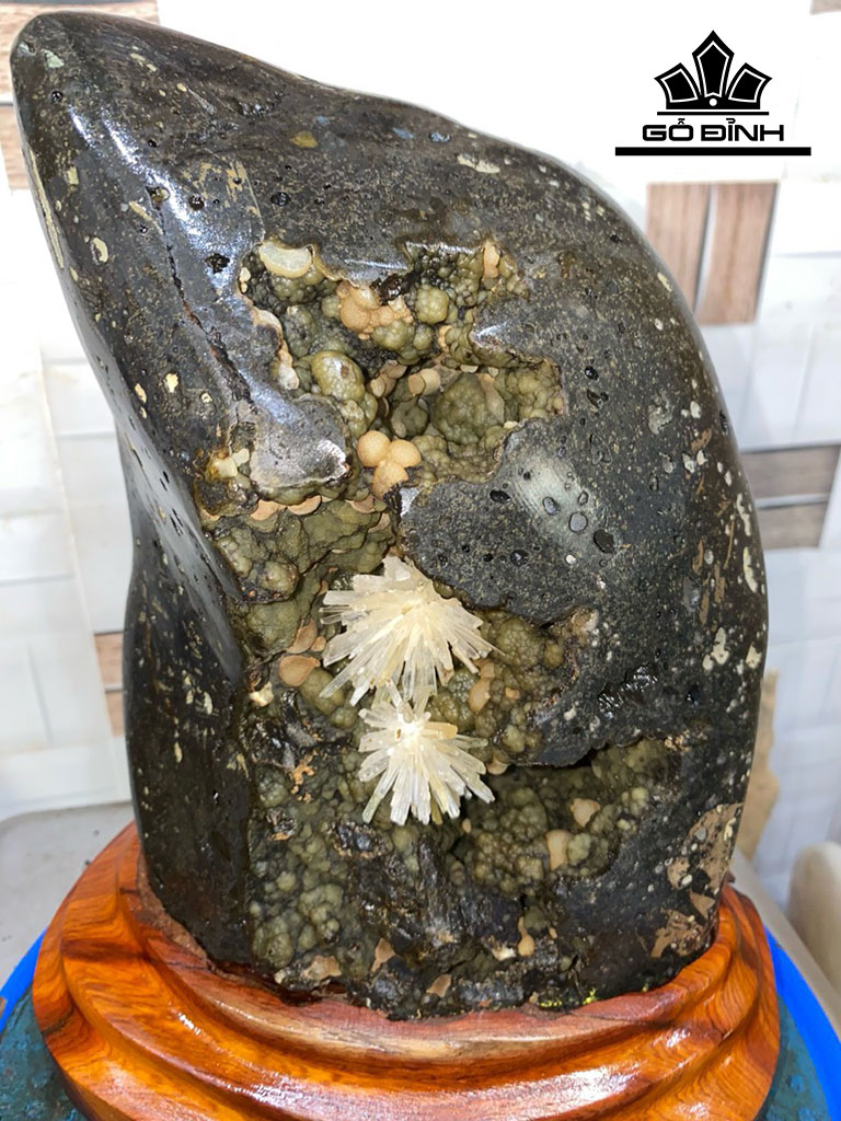 Bông Hoa Ưu Đàm Đá Trầm Tích Cao 29 (cm) 6kg