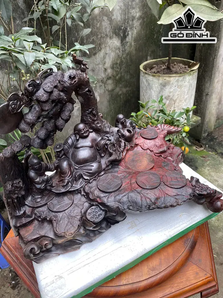 tuong-di-lac-ngu-ban-tra-go-trac-cao-37-ngang-58-sau-36-cm-434283