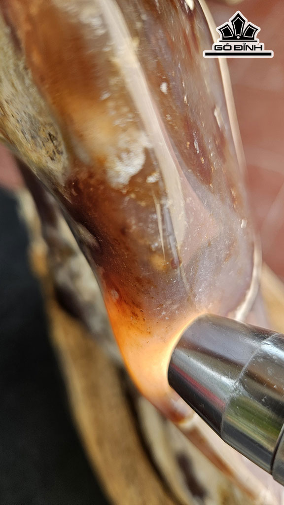 Tác Phẩm Đá Mã Não Mật Ong Cao 68 Ngang 25 (cm) 23kg