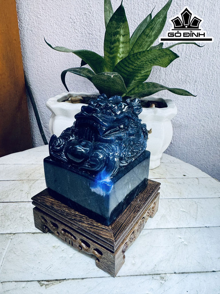 Long Ấn Đá Lapis Xanh Cô Ban Cao 14 Ngang 8,5 (cm) 1,3kg