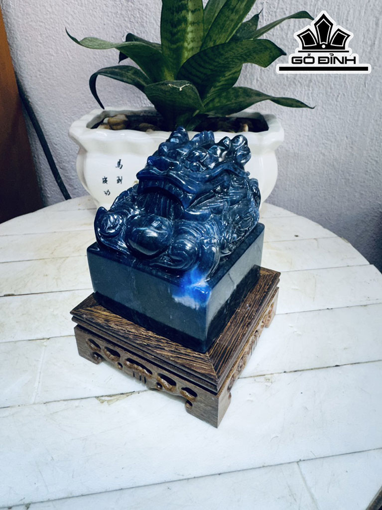 Long Ấn Đá Lapis Xanh Cô Ban Cao 14 Ngang 8,5 (cm) 1,3kg