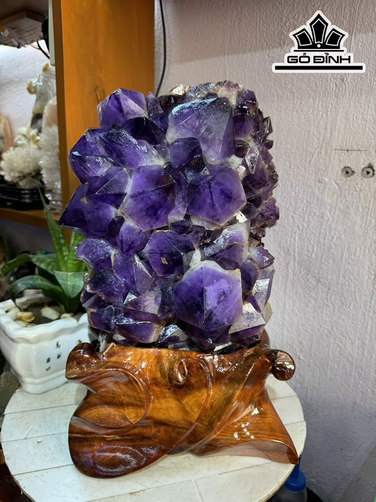 Tinh Thể Đá Thạch Anh Tím Cao 42 Ngang 22 (cm) 14,7kg