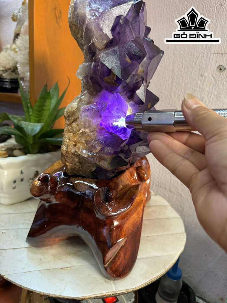 Tinh Thể Đá Thạch Anh Tím Cao 42 Ngang 22 (cm) 14,7kg