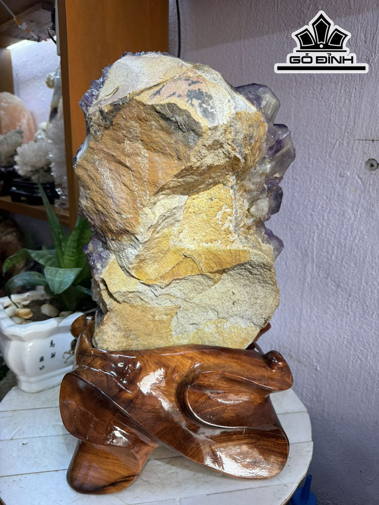 Tinh Thể Đá Thạch Anh Tím Cao 42 Ngang 22 (cm) 14,7kg